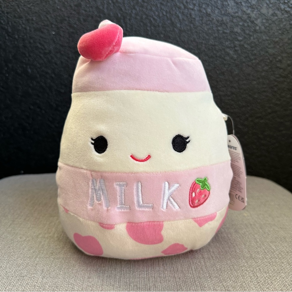 8” Amelie 🥛 Strawberry Milk 🍓 Squishmallows NWT